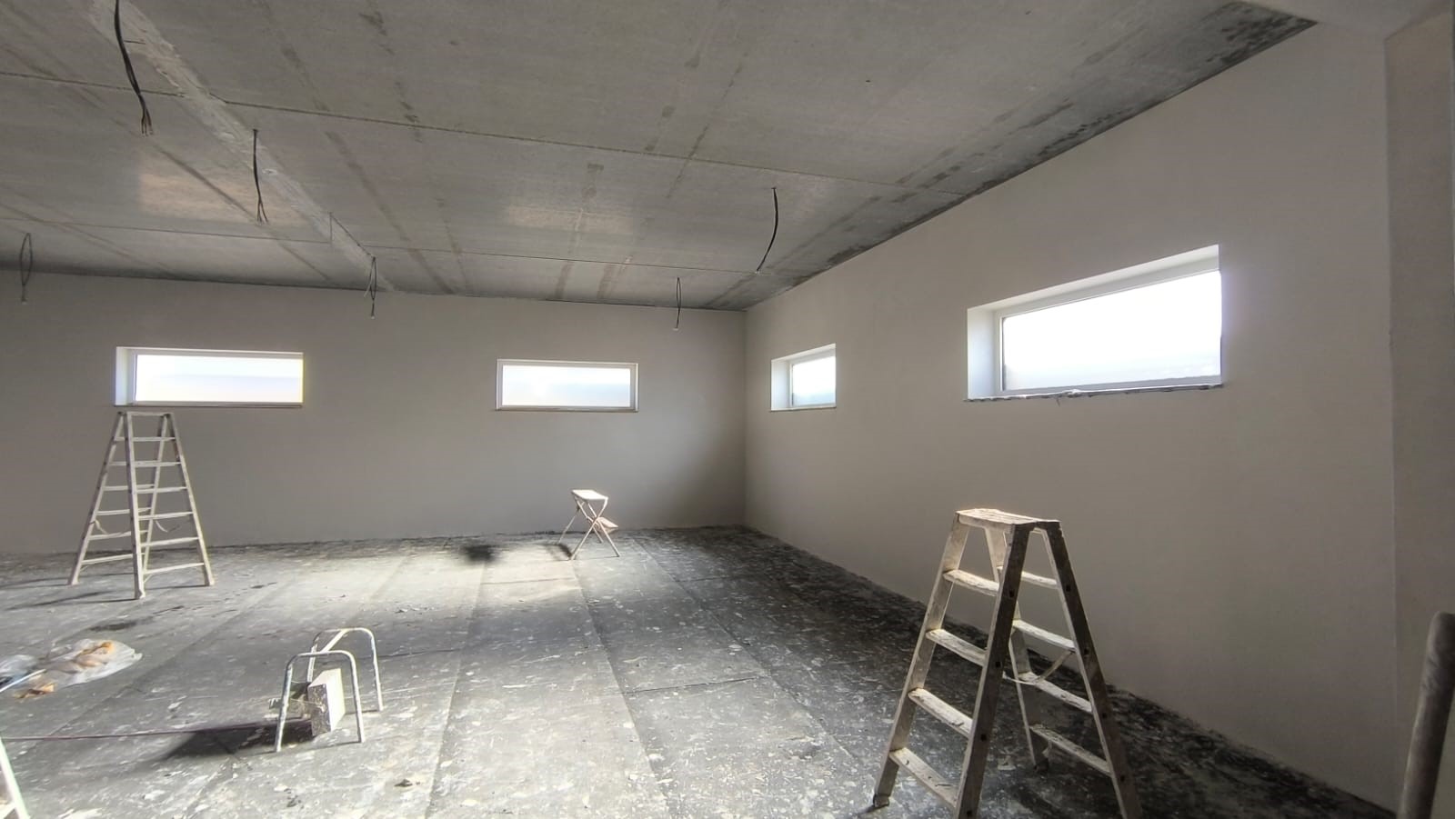 Neubau einer Mehrzweckhalle, Lindewitt - Gipsputzarbeiten